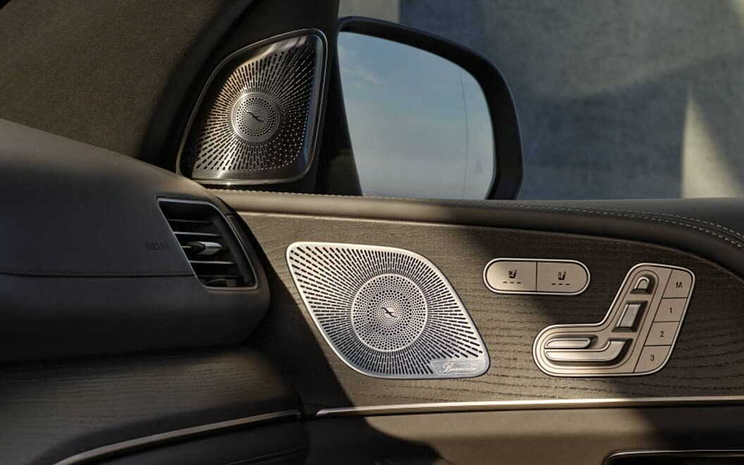 Mercedes-Benz GLS Rear Speakers