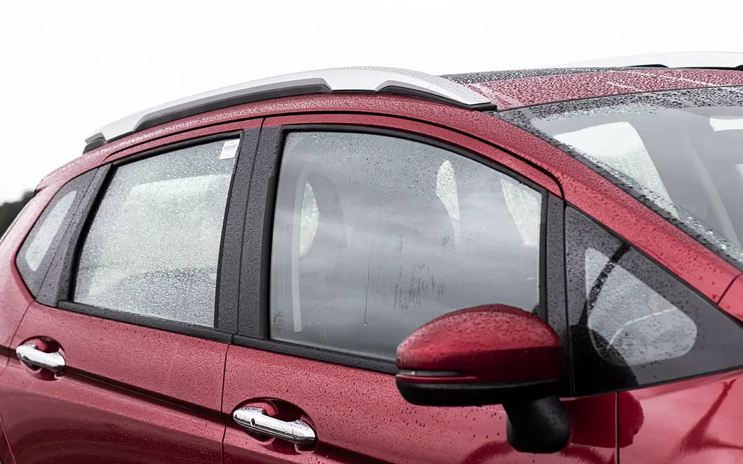 Honda WR-V Side Top
