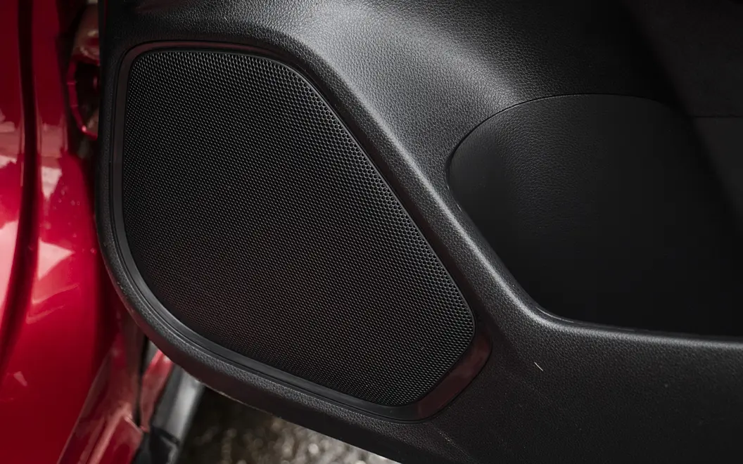 Honda WR-V Rear Speakers