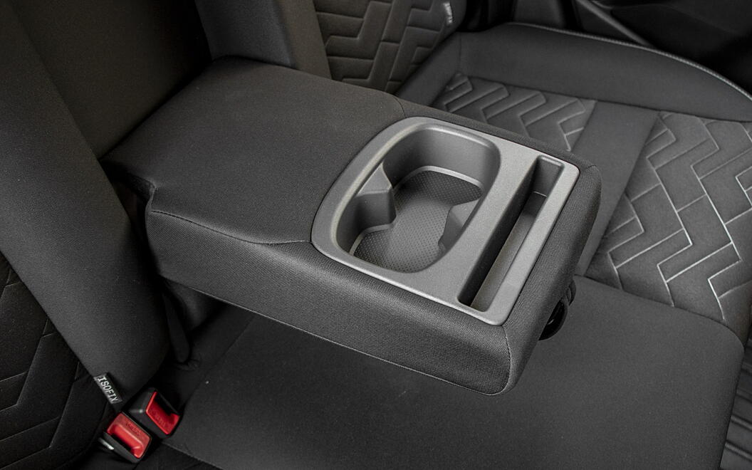 Nissan Magnite Arm Rest in Rear Passenger Seats