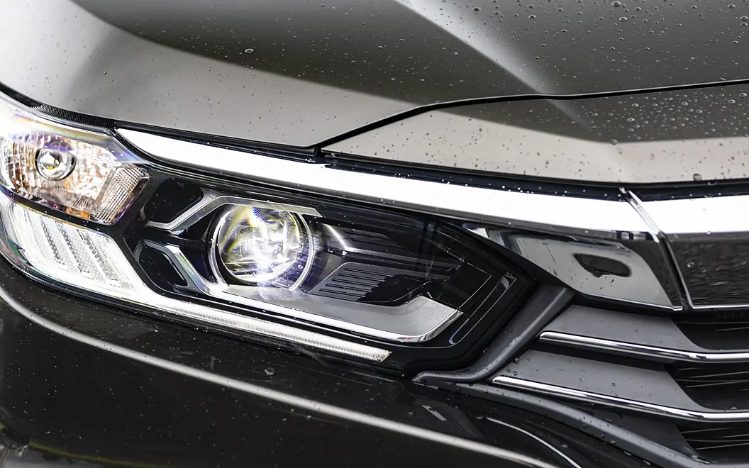 Honda Amaze Head Light