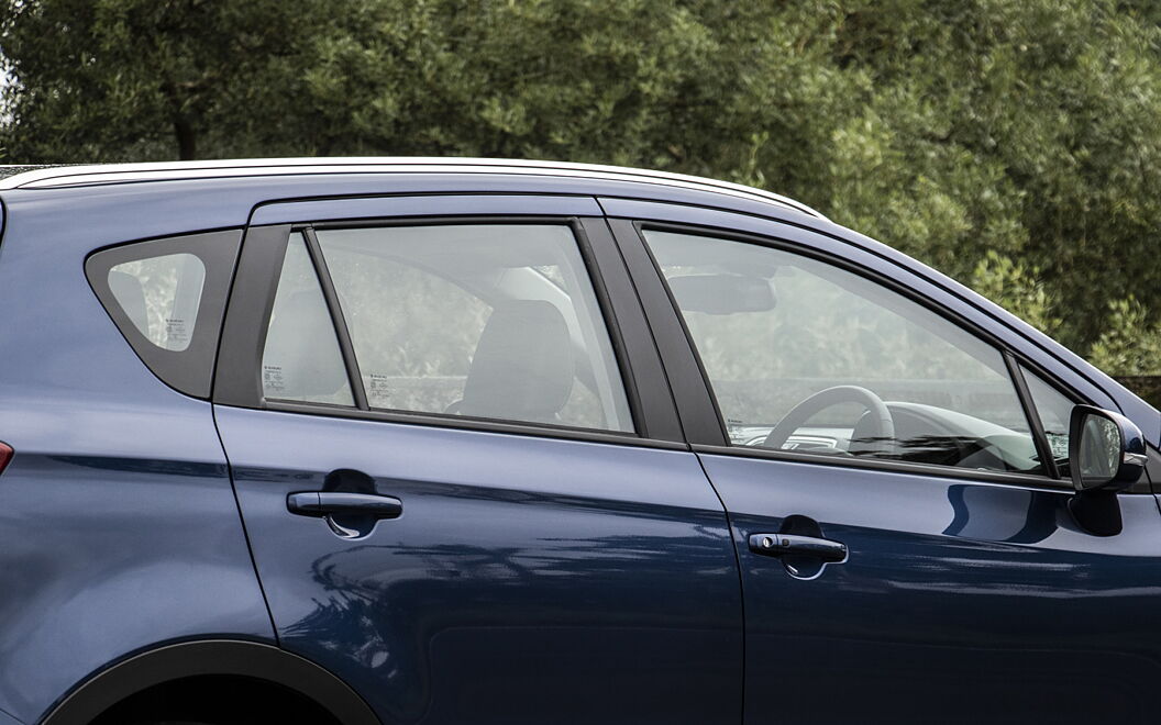 Maruti Suzuki S-Cross 2020 Side Top