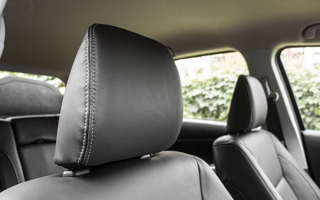Maruti Suzuki S-Cross 2020 Front Seat Headrest
