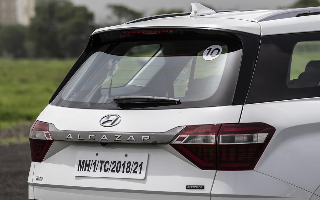 Hyundai Alcazar Rear Windscreen