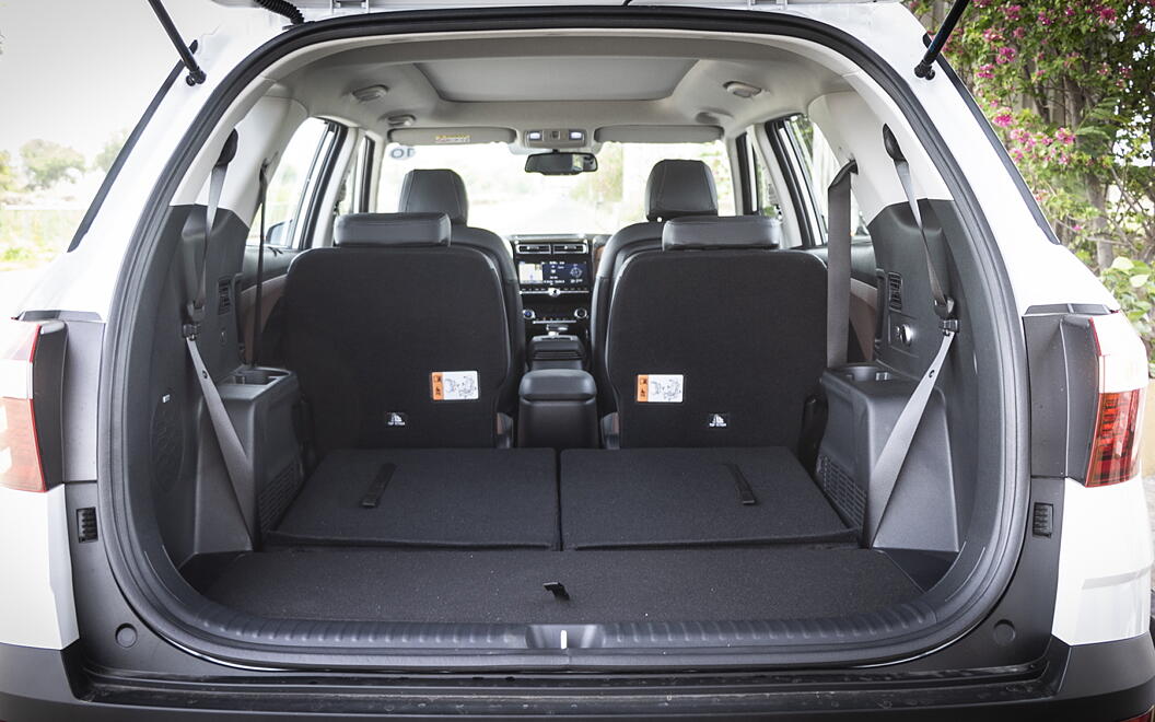 Hyundai Alcazar Bootspace with Folded Seats