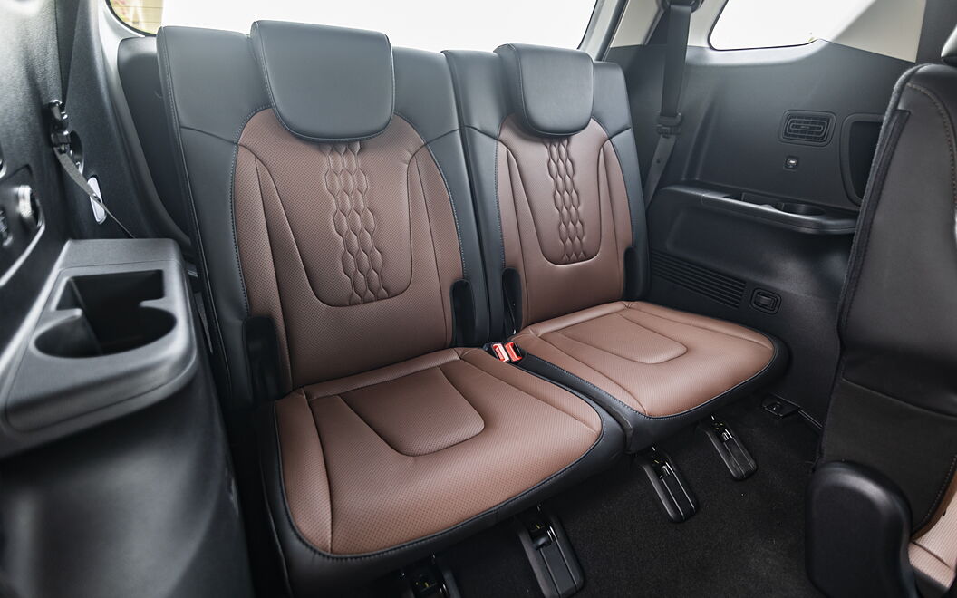 Hyundai Alcazar [2021-2023] Last Row Seats