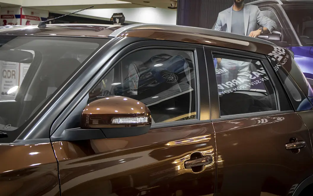 Toyota Urban Cruiser Side Top