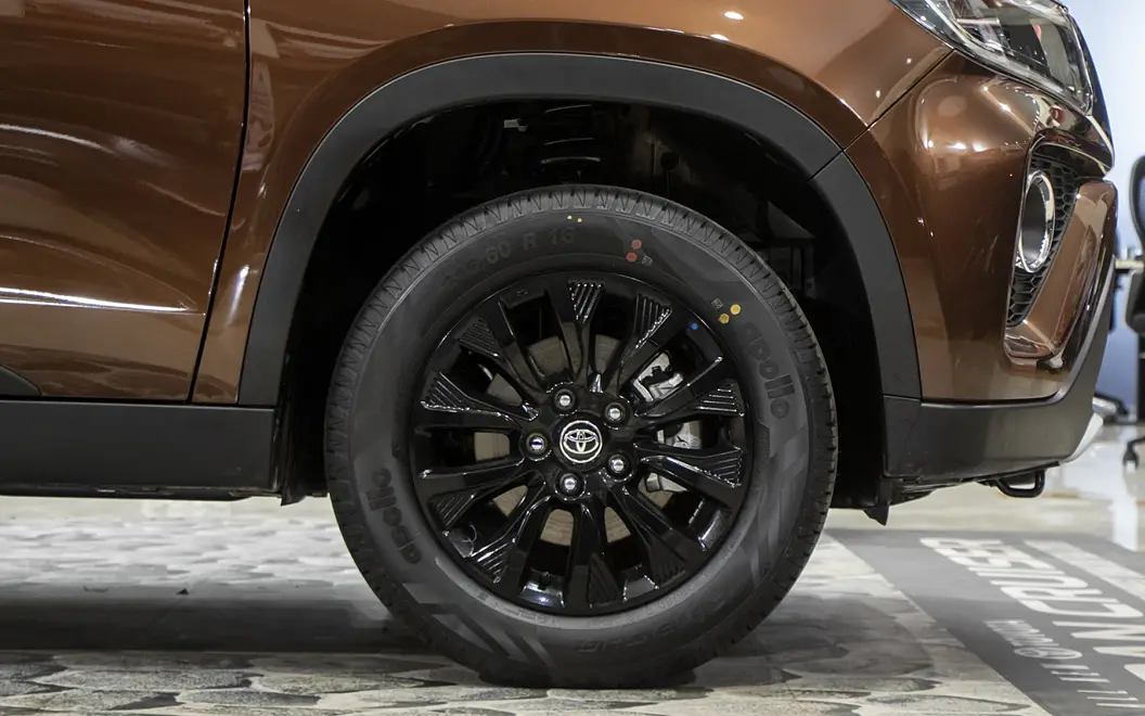 Toyota Urban Cruiser Tyre