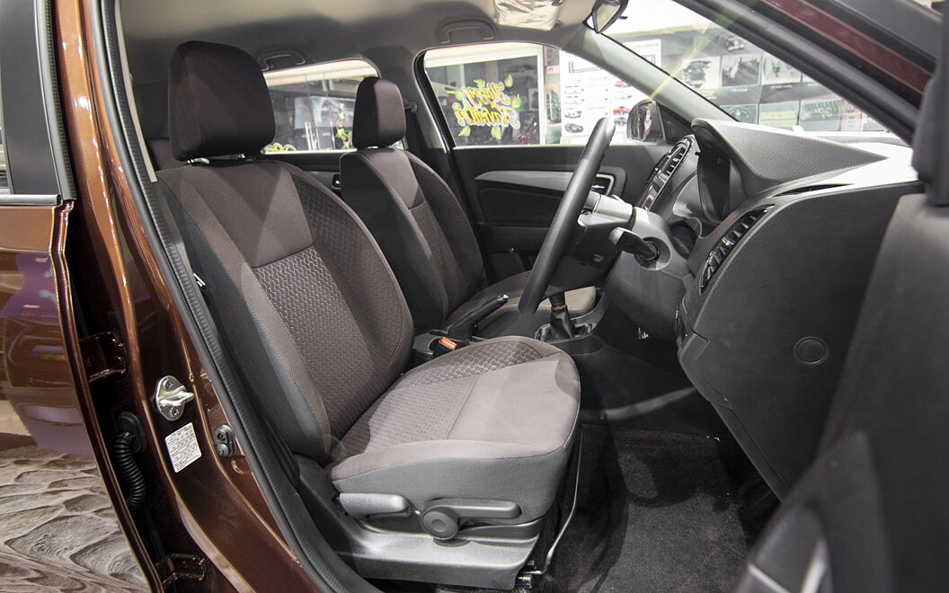 Toyota Urban Cruiser Front Seats