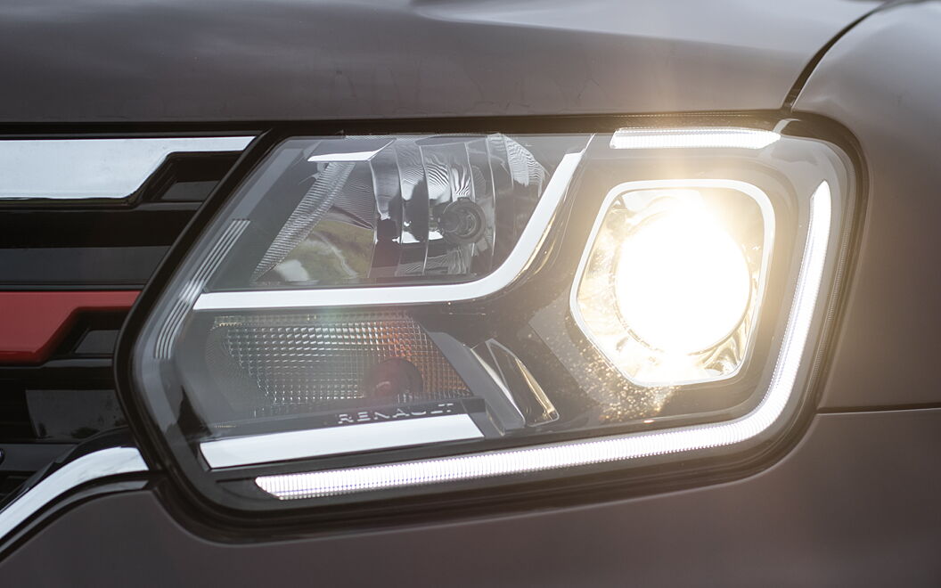 Renault Duster [2020-2022] Head Light