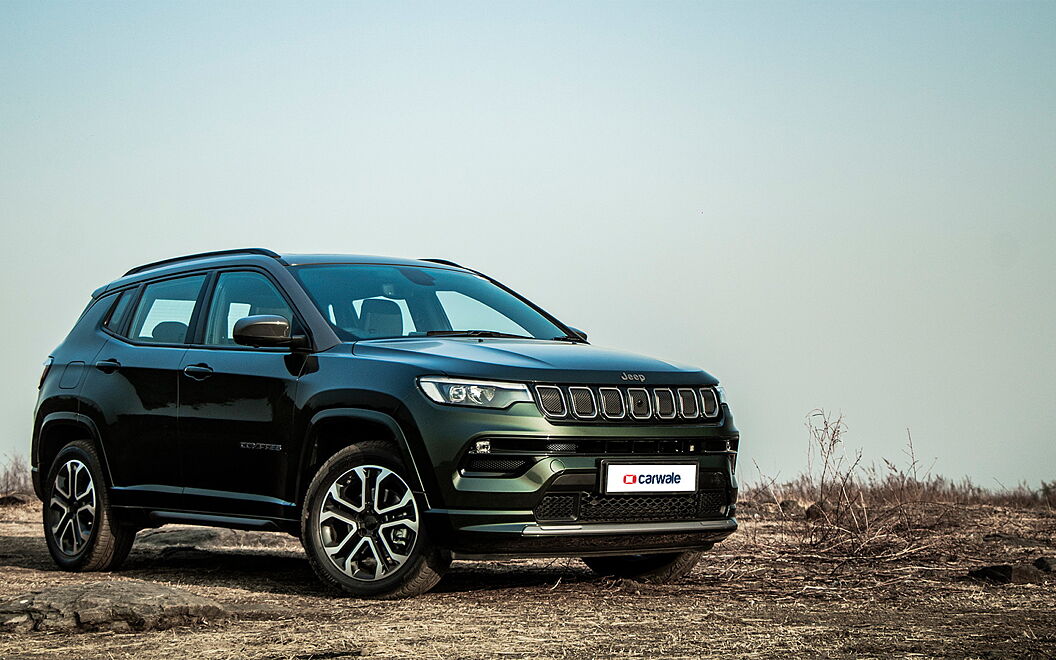 Jeep Compass Front Right View