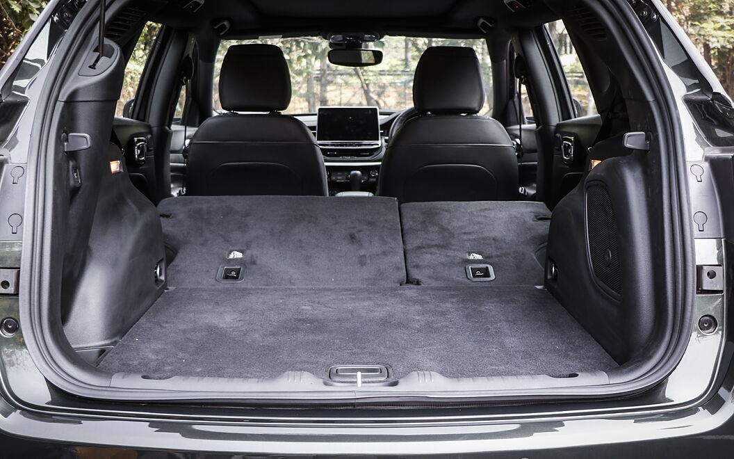 Jeep Compass Bootspace with Folded Seats