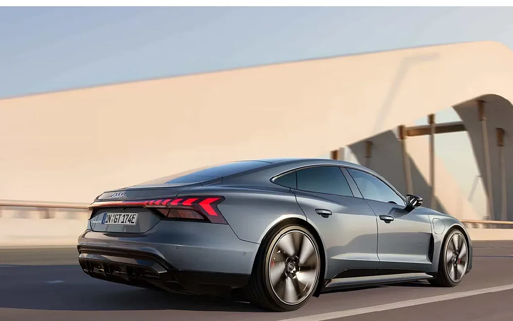 Audi e-tron GT Right Rear View