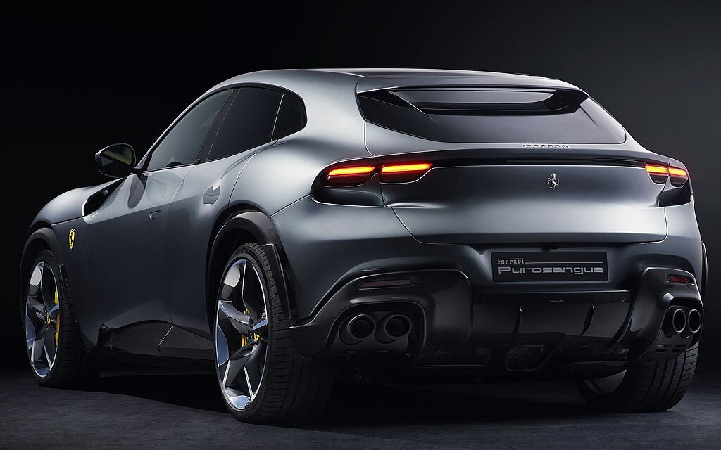 Ferrari Purosangue SUV Front Right View