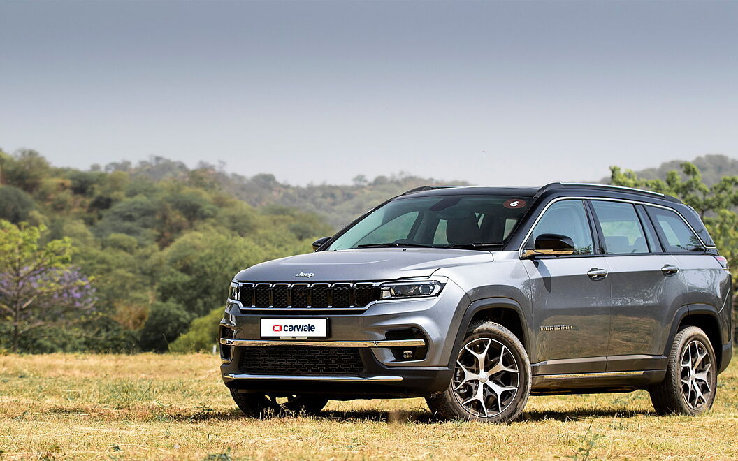 Jeep Meridian Front Left View