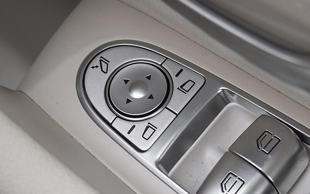 Mercedes-Benz E-Class ORVM Controls