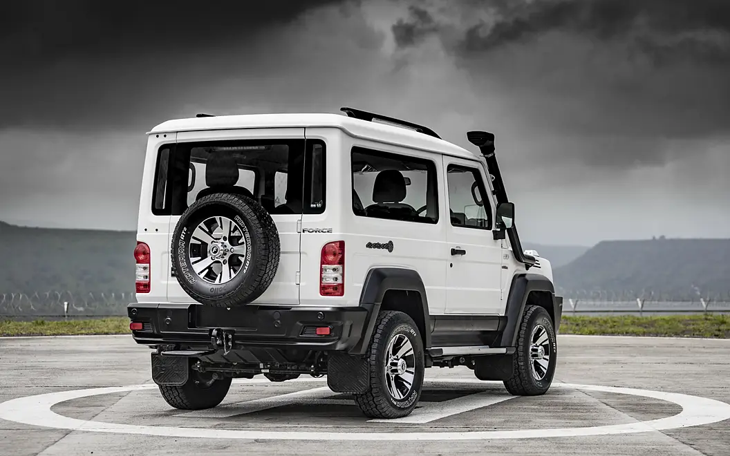 Force Motors Gurkha Images | Gurkha Exterior, Road Test and Interior Photo Gallery Force Motors Gurkha Images | Gurkha Exterior, Road Test and Interior Photo Gallery
