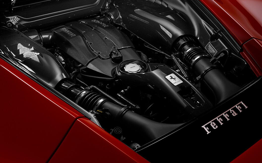 Ferrari F8 Tributo Engine