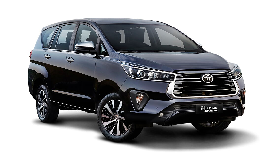 Toyota Innova Crysta [2020-2023] Front Right View