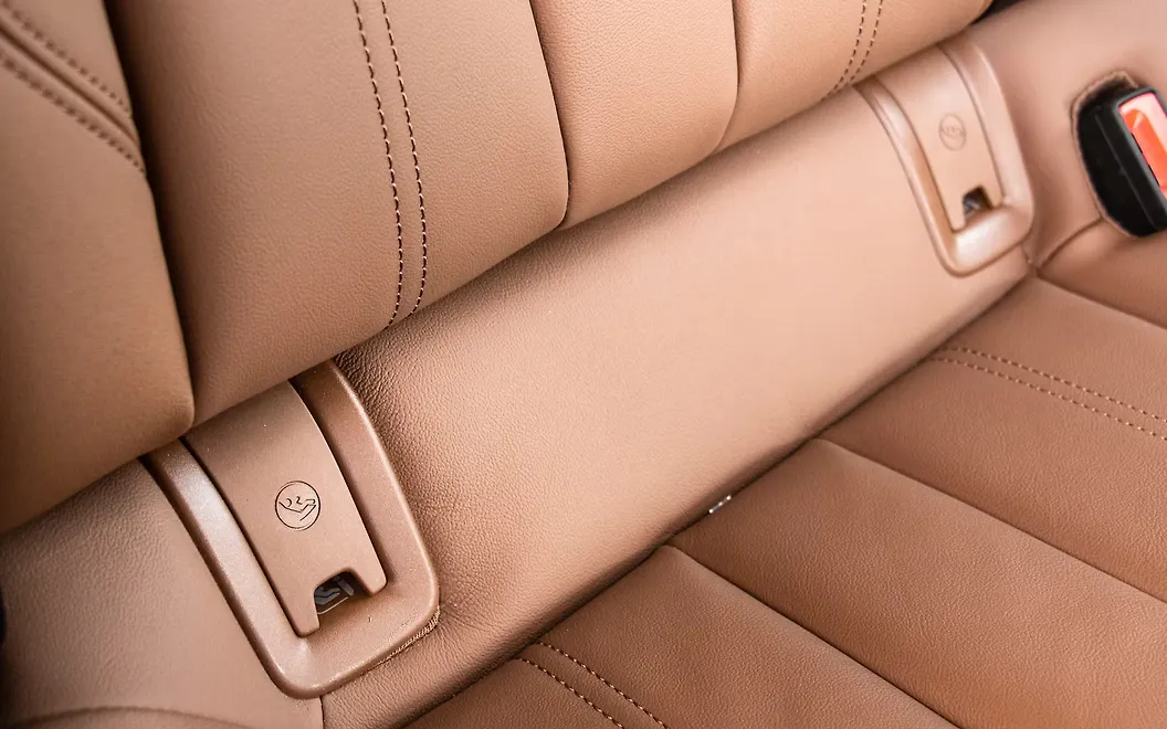 audi a4 isofix points