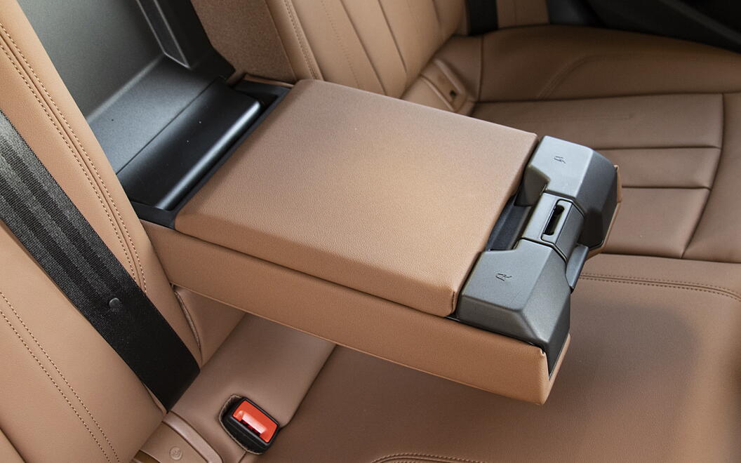 Audi A4 Arm Rest in Rear Passenger Seats