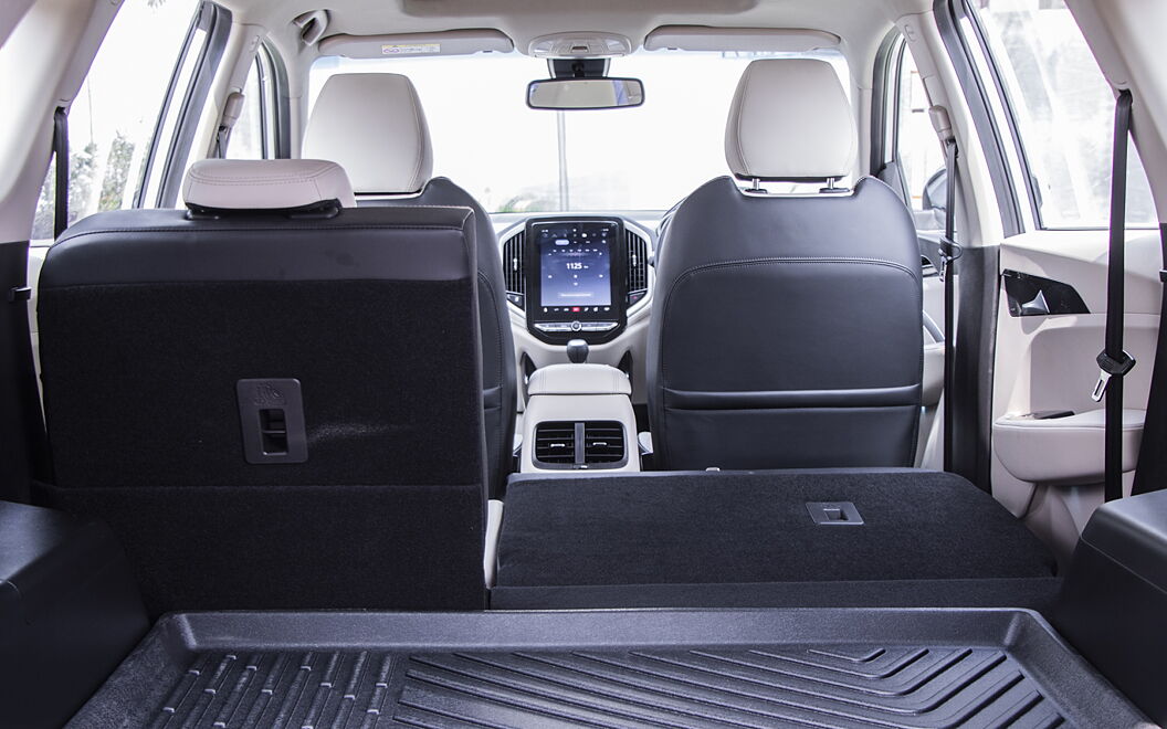 MG Hector [2021-2023] Bootspace with Split Seat Folded