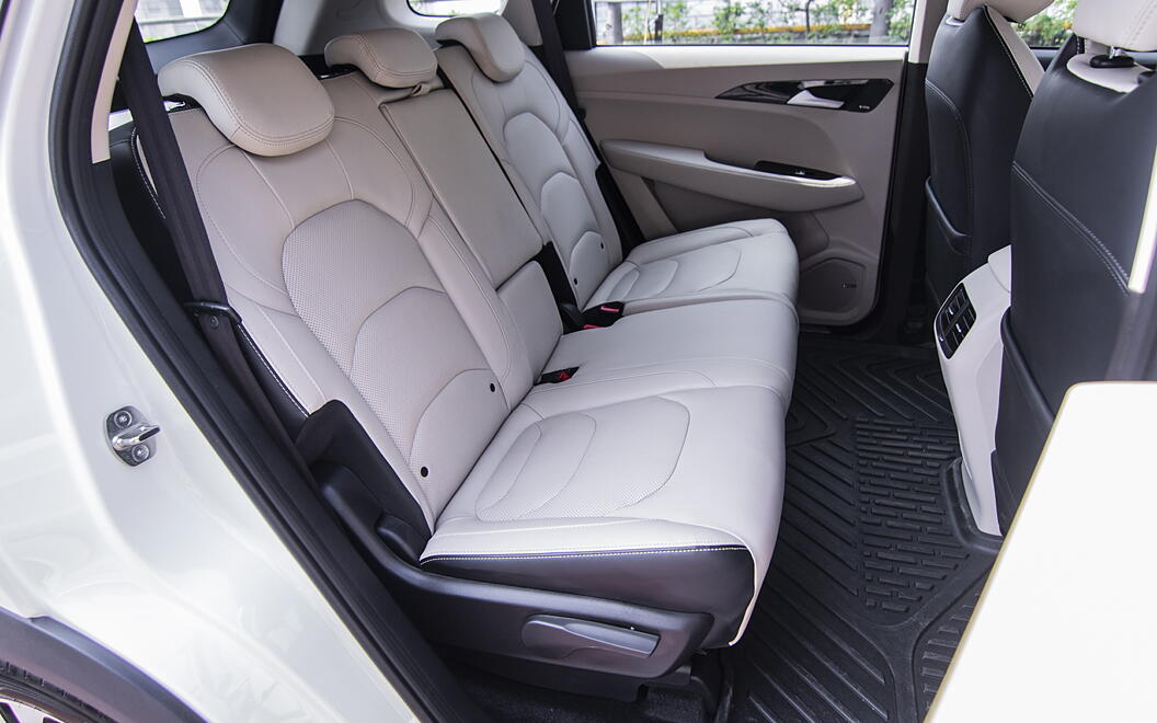 MG Hector Rear Passenger Seats