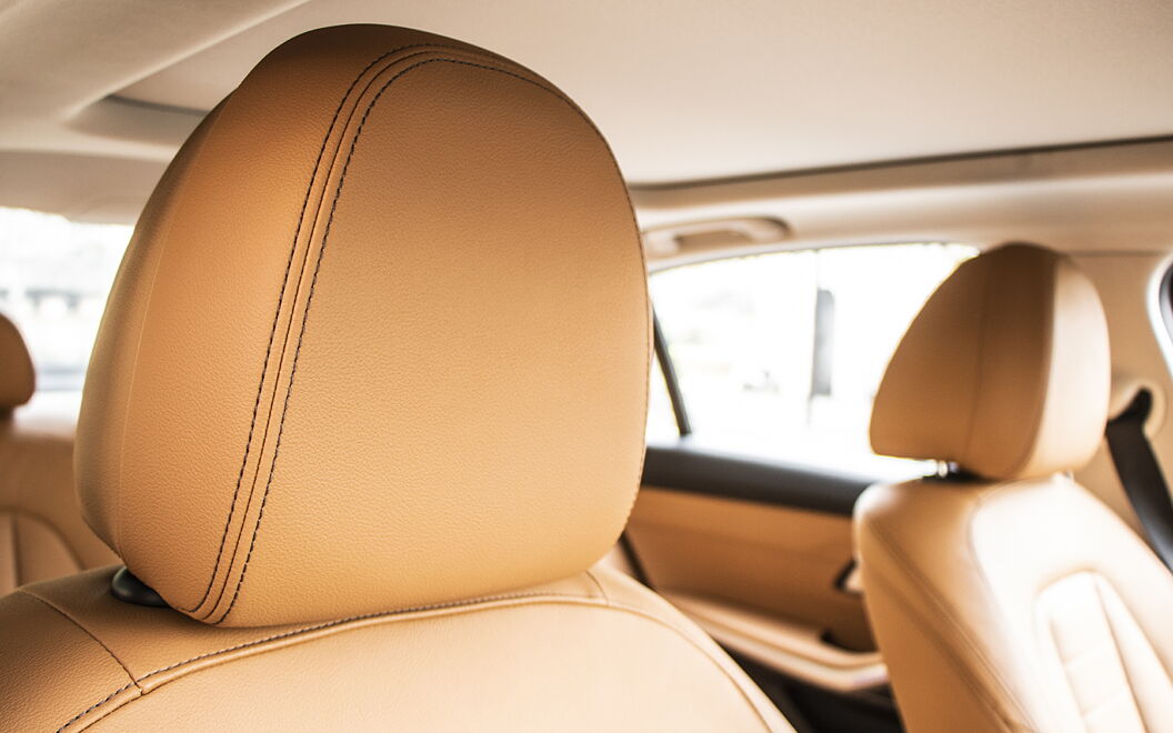 BMW 3 Series Gran Limousine [2021-2023] Front Seat Headrest