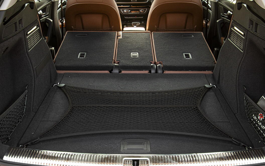 Audi Q5 Bootspace with Folded Seats