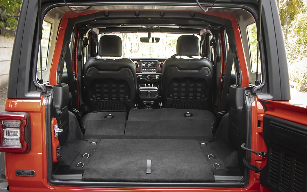 Jeep Wrangler - Front Seats | Jeep Wrangler Images