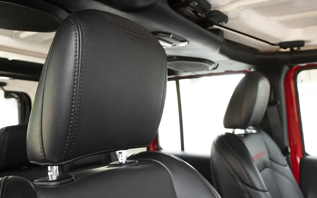 Jeep Wrangler - Rear Passenger Seats | Jeep Wrangler Images