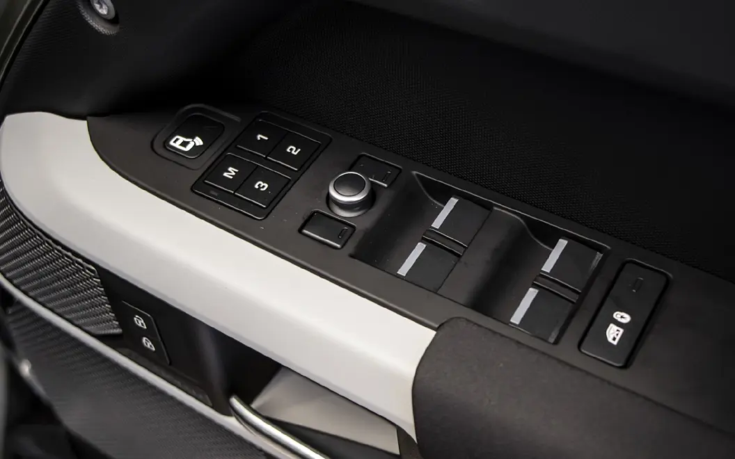 Land Rover Defender Driver Window Controls