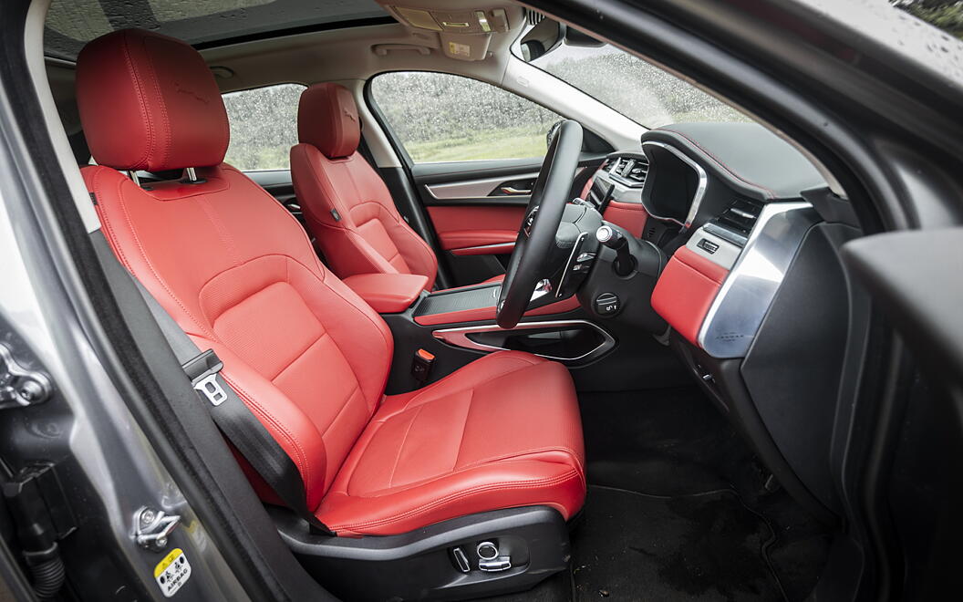 Jaguar F-Pace Front Seats