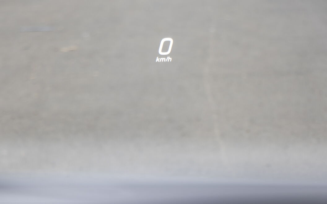 Mercedes-Benz AMG EQS Head Up Display