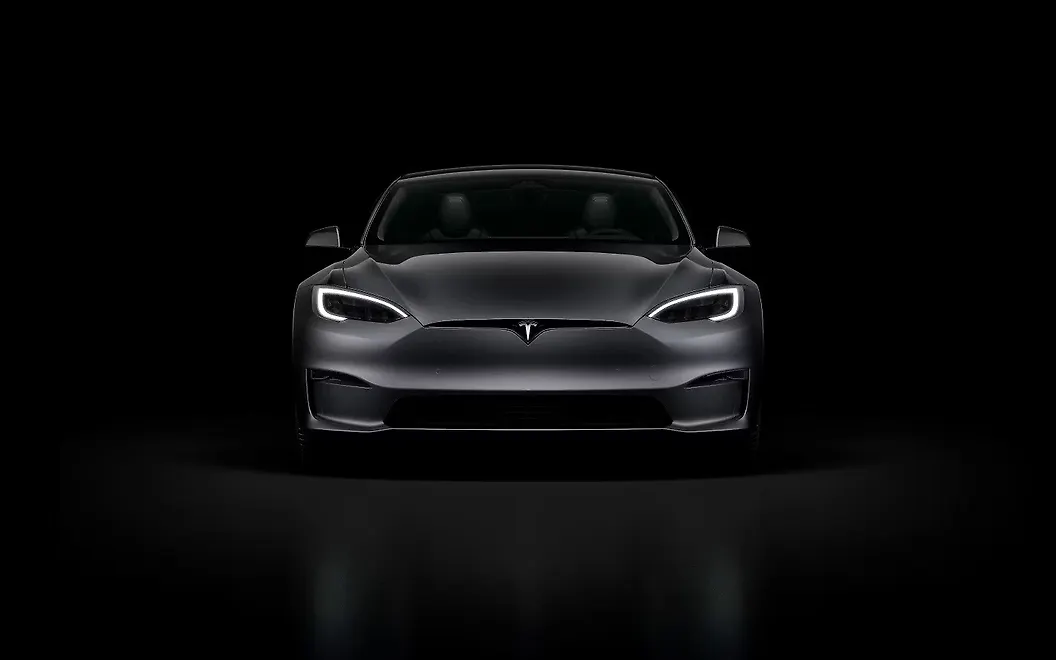 Tesla Model S Images Model S Exterior, Road Test and Interior Photo