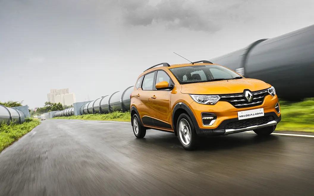 Renault Triber [2019-2023] Front Right View