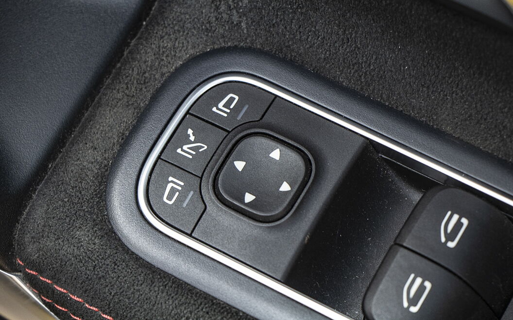 Mercedes-Benz AMG A35 ORVM Controls