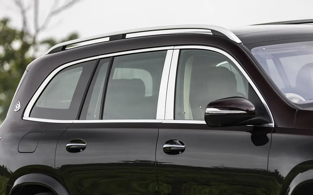 Mercedes-Benz Maybach GLS Side Top