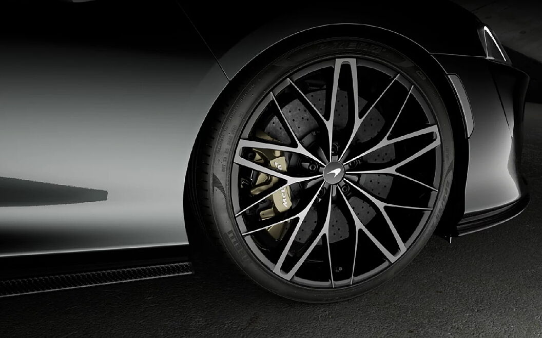 McLaren GT Rear Wheel