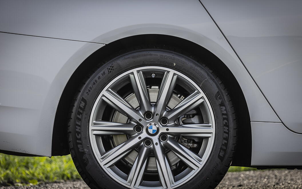 BMW 5 Series Rear Wheel