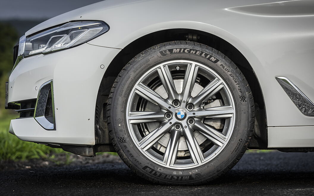 BMW 5 Series [2021-2024] Tyre