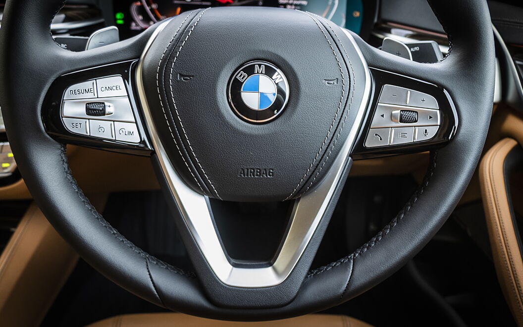 BMW 5 Series [2021-2024] Steering Mounted Controls