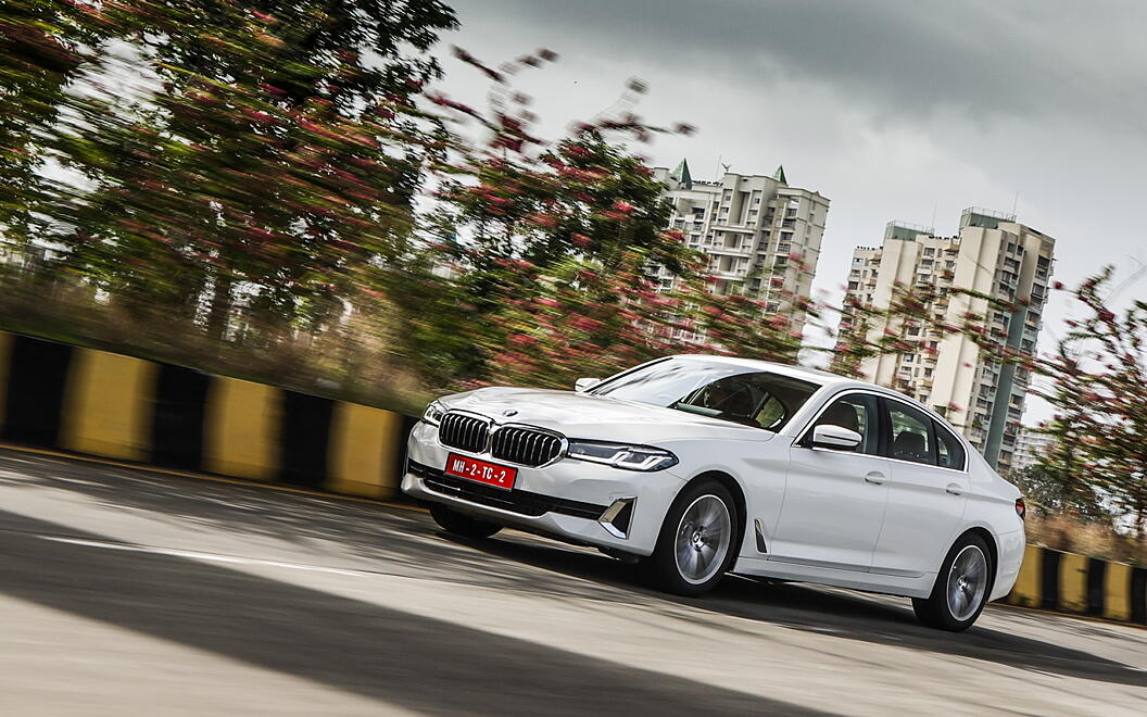 BMW 5 Series Front Left View