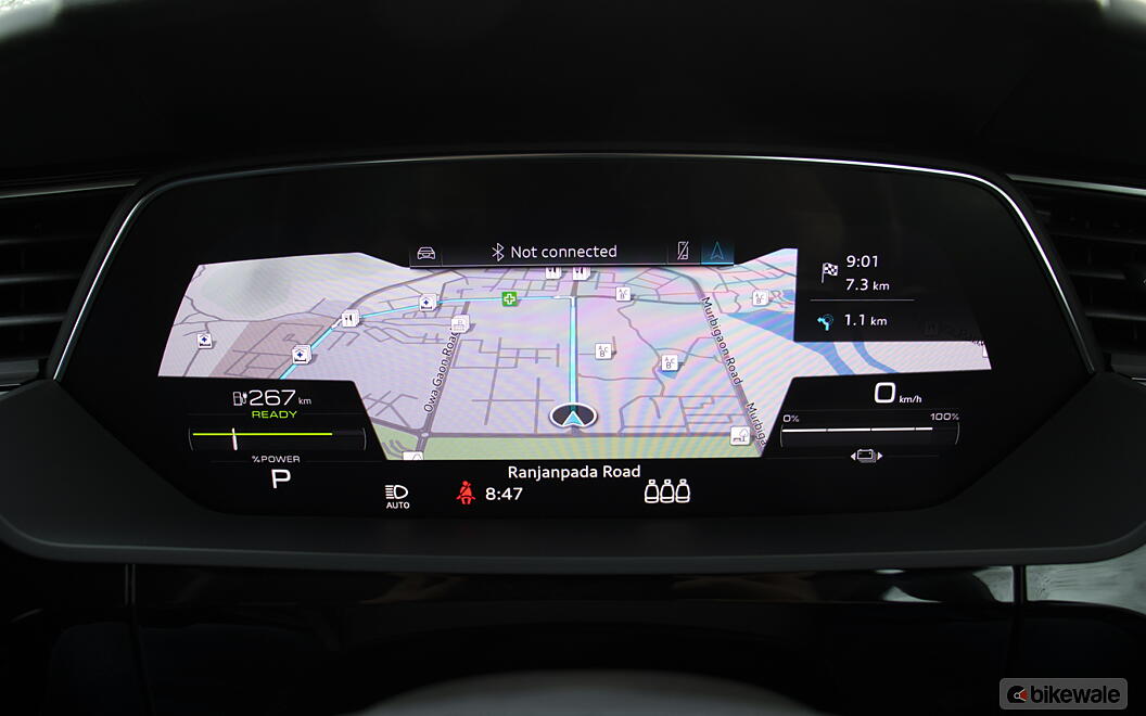 Audi e-tron Infotainment Display
