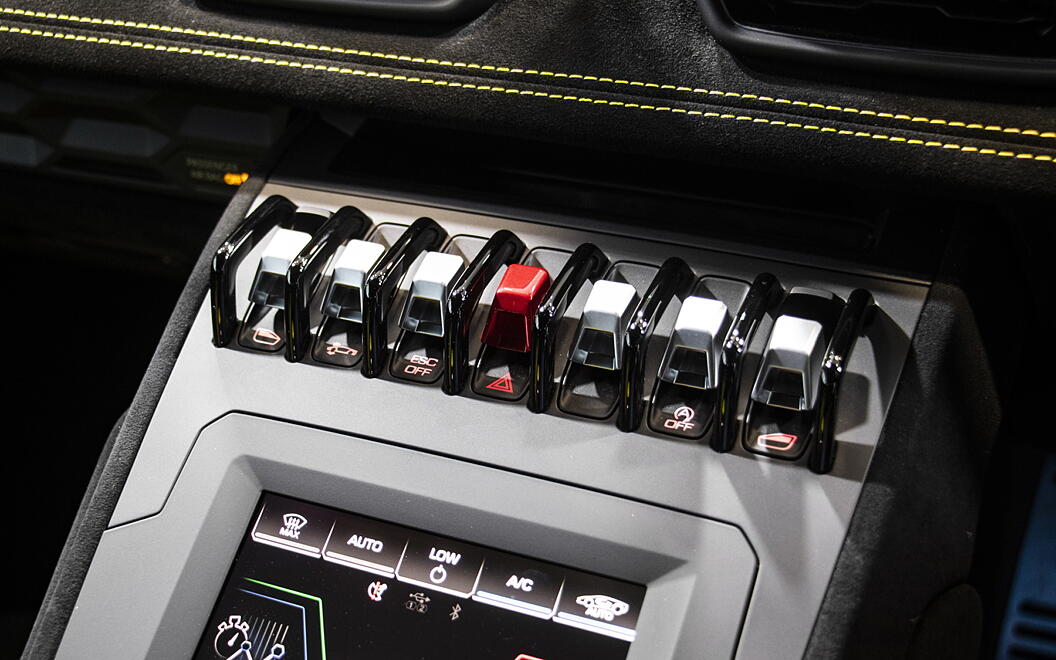 Lamborghini Huracan STO Drive Mode Selector