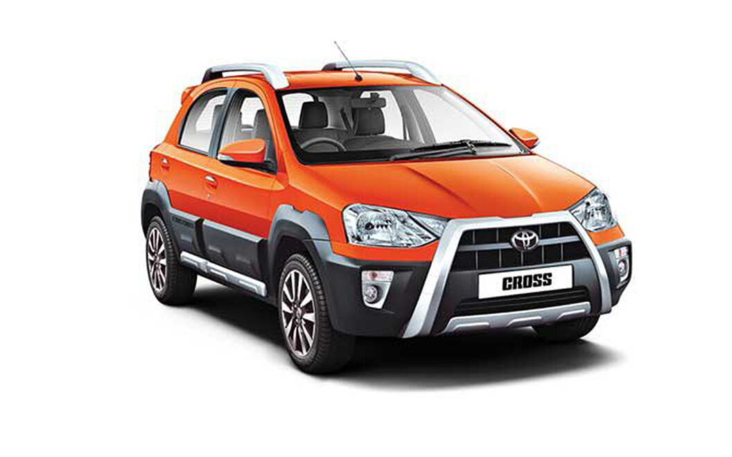 Toyota Etios Cross 2014 - Inferno Orange