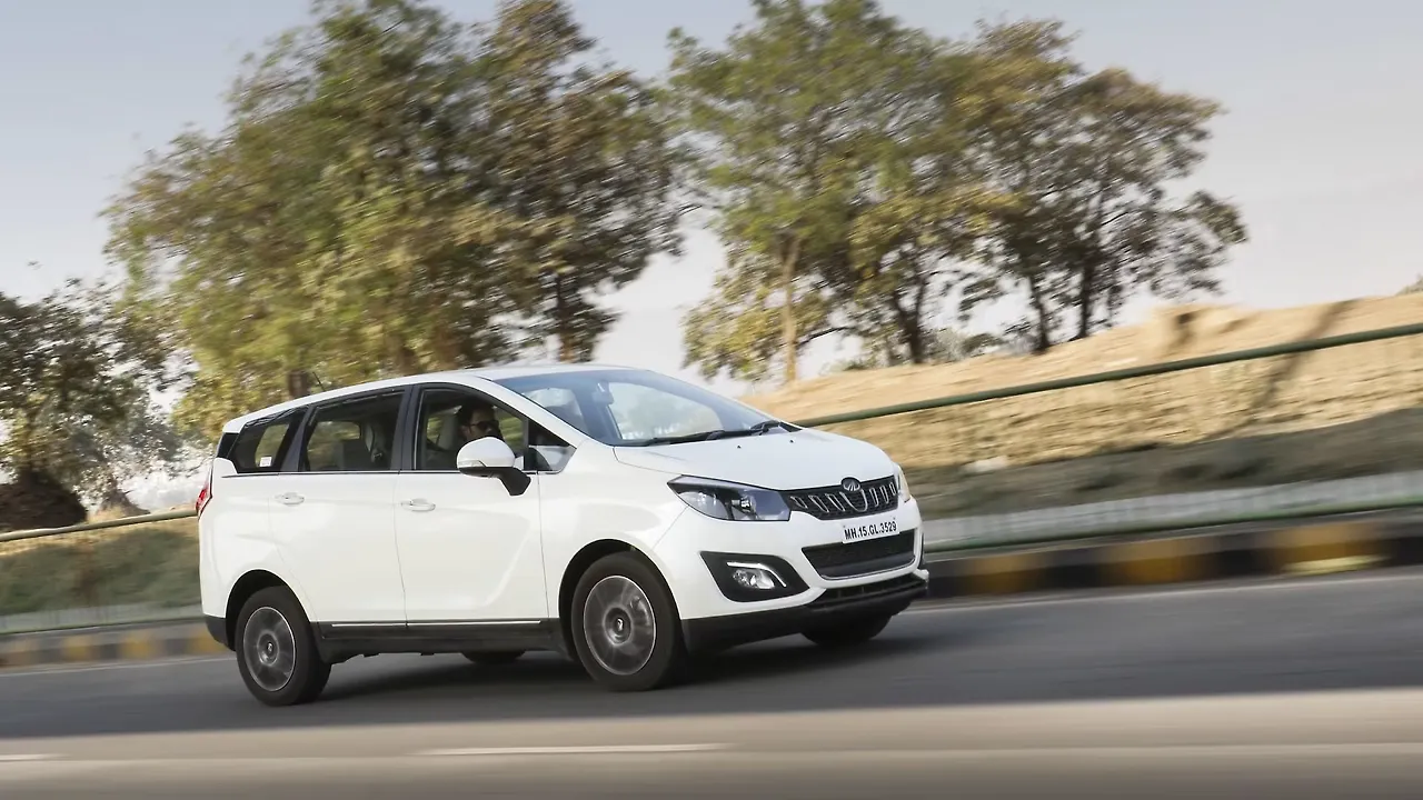 Mahindra Marazzo - Marazzo Price, Specs, Images, Colours