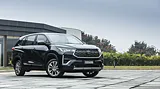 Toyota Hycross and Fortuner waiting period revealed Toyota Hycross and Fortuner waiting period revealed