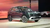 Hyundai introduces Alcazar facelift; prices in India start at Rs. 14.99 lakh Hyundai introduces Alcazar facelift; prices in India start at Rs. 14.99 lakh