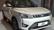 Used Mahindra XUV300 W8 (O) 1.5 Diesel [2020] in Ahmedabad
